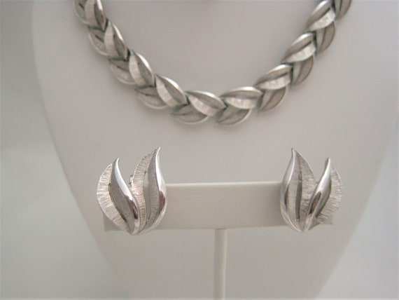 Crown Trifari Silver Leaf Jewelry Set / Choker Br… - image 7