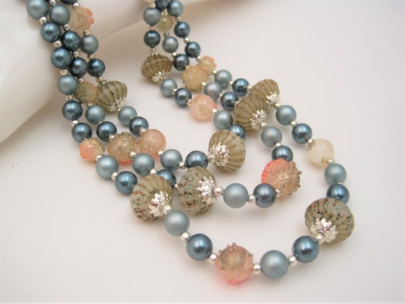 Vintage Mid Century Blue Beaded Necklace / VTG 50… - image 1