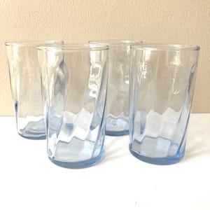Libby Blue Juice Glasses Set of 4, VTG Optic Blue Swirl Six Ounce Tumblers, Flat Bottom Mid Century Drinking Glasses Barware Kitchenware