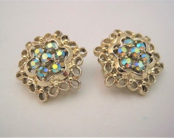 Vintage Gold and Aurora Borealis Crystal Earrings / VTG Mid Century Crystal Cluster Clip On Earrings / Cocktail Evening Bridal Wedding