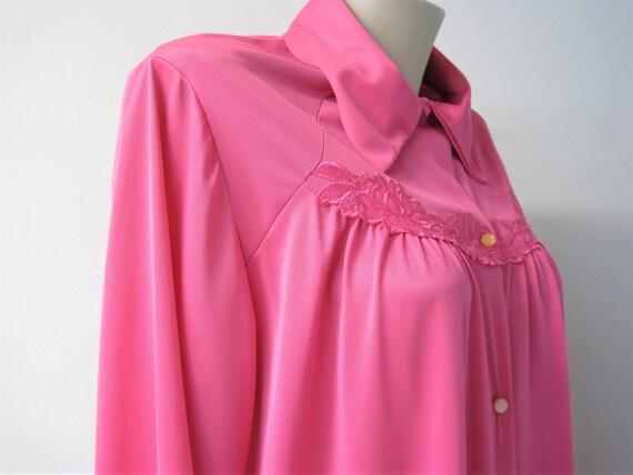 Vintage Hot Pink Nylon Robe / VTG Fuschia Slip Ov… - image 8