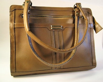 Nine to Five Vintage 70s Tan Leather Handbag / Everyday Secretary Boho Purse
