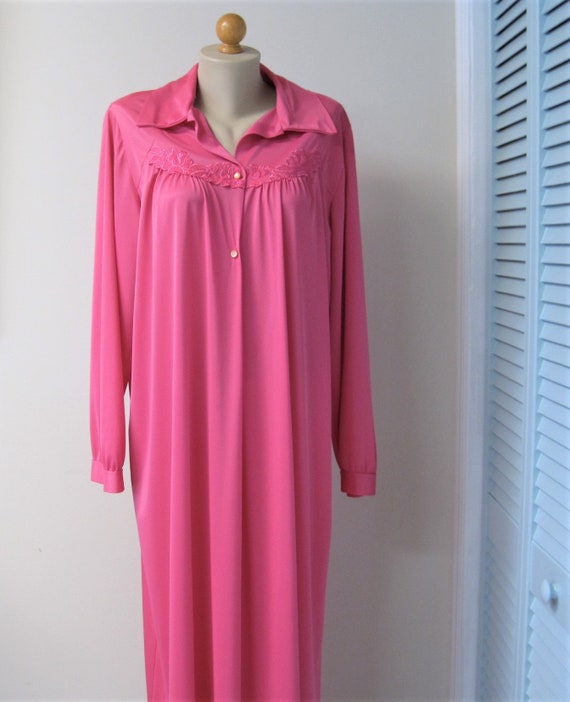 Vintage Hot Pink Nylon Robe / VTG Fuschia Slip Ov… - image 1