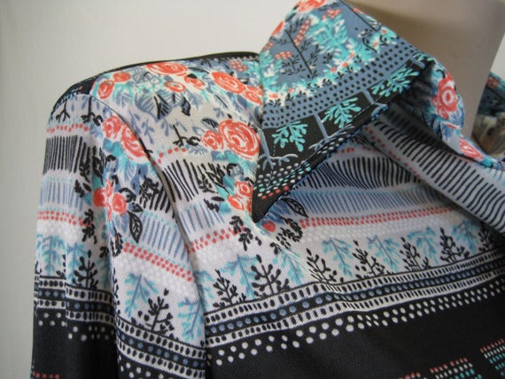 VTG 70s Print Blouse  / Floral Stripe Polyester T… - image 3