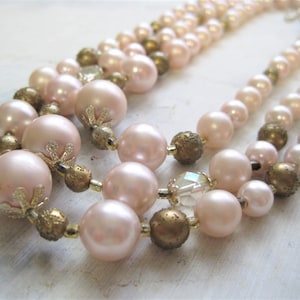 Pale Pink Beaded Necklace / VTG Multi Strand Lucite Pearl Adjustable Necklace JAPAN