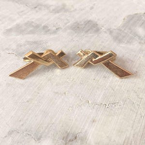 Gold Tone Criss Cross Earrings, Contemporary Textured Clip on Earrings 14K GF