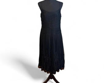 Vestido midi de encaje negro Carmen Marc Valvo Glam Fairy Talla 12