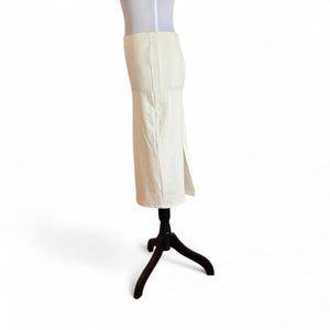 Falda color crema para mujer de Urban Outfitters imagen 4