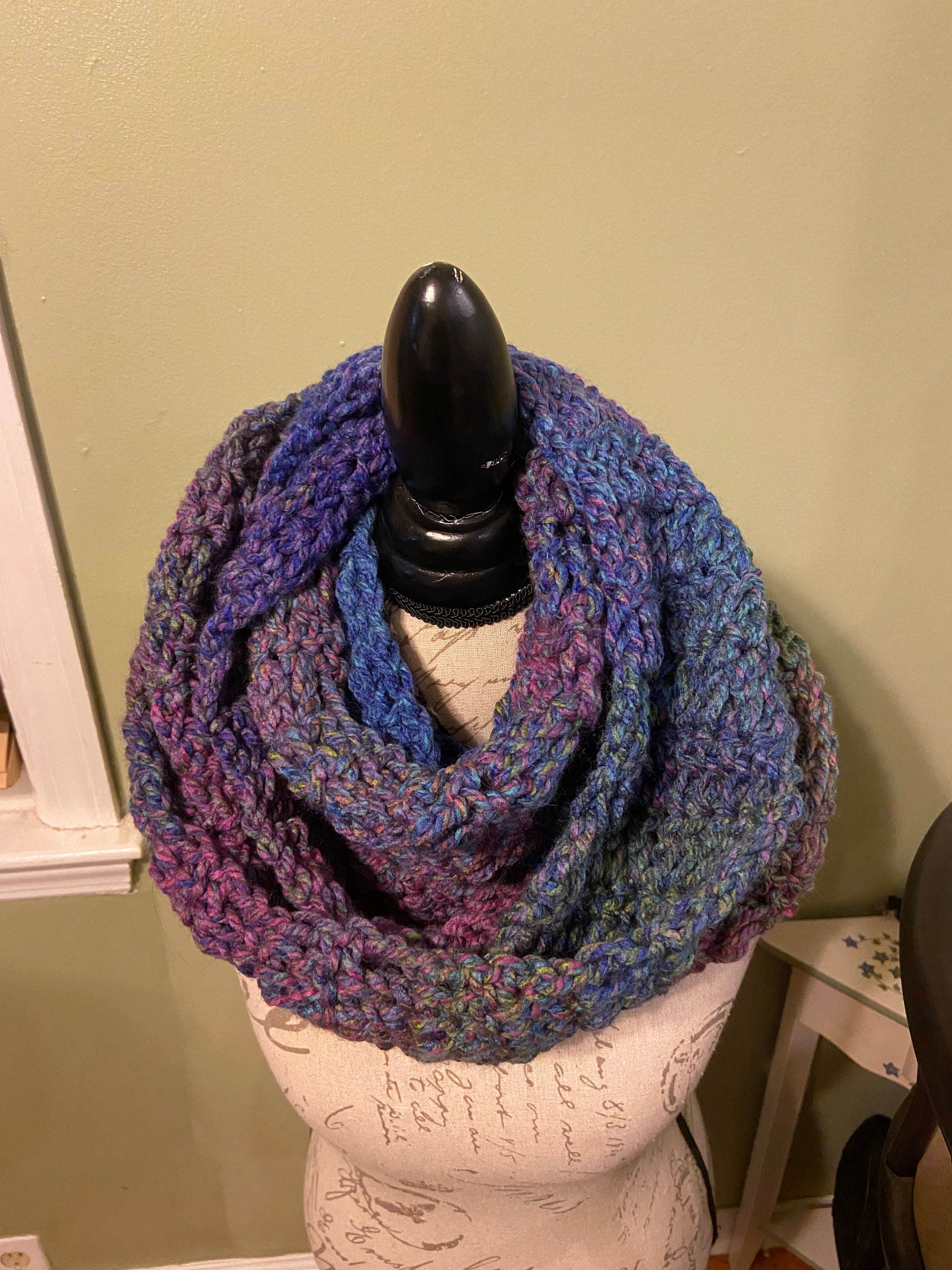 Caron Latte Cakes Plum Jelly Acrylic Blend Knitting & Crochet Yarn
