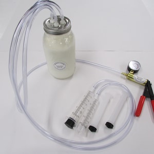 Old Faithful Goat Sheep Cow Milk Machine,  Manual Pulse 1/2 Gallon 2 Teat Dansha Farms™