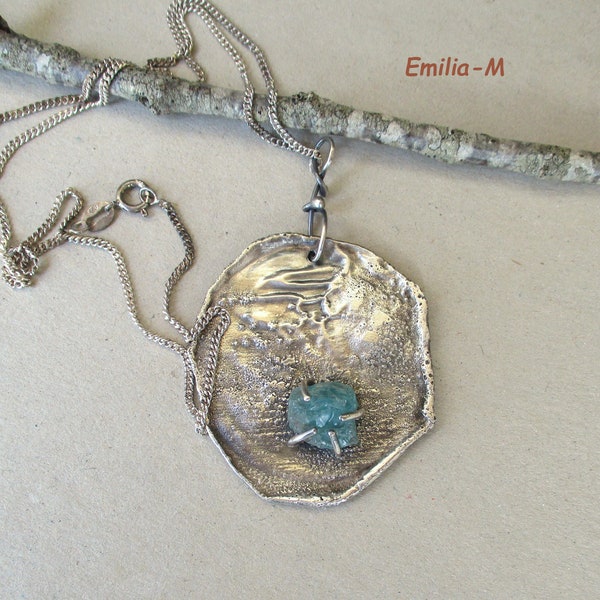 Moderne organic pendentif en argent massif et apatite