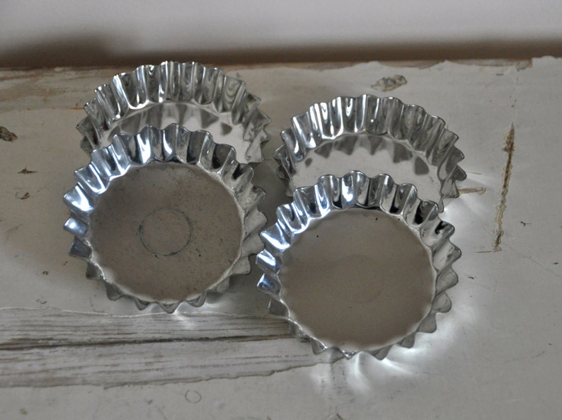 French Vintage Cake Tins Mini Baking Pans set of 4