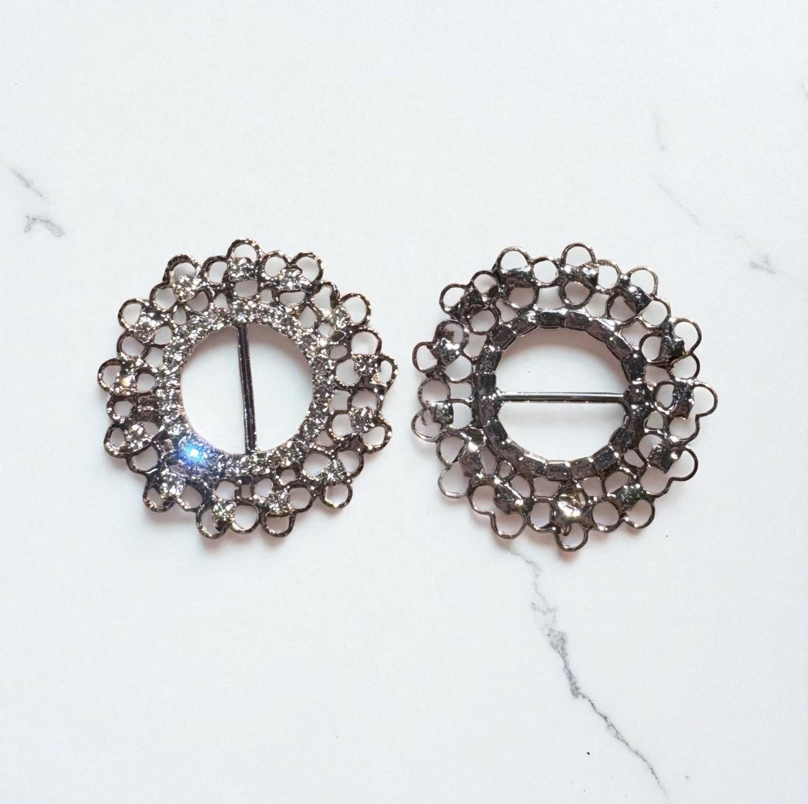 Interlocking Filigree Slider 10 X Round Filigree Rhinestone Crystal Buckle Ribbon Sliders ...