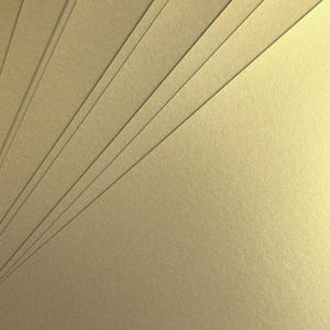 A4 Real Gold Pearlescent Shimmer Cardstock: 290gsm, Pack of 10 image 5