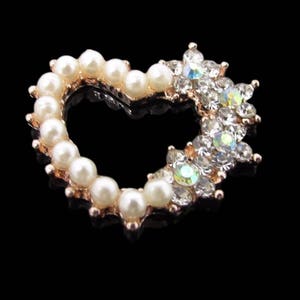 10 x enfeites de diamante em forma de coração em ouro rosado e conjunto de pérolas, ótimo para artesanato, convites de casamento, cartões