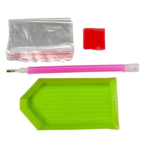May include: Diamond painting kit with a green tray, pink pen, red wax, and a clear plastic bag.