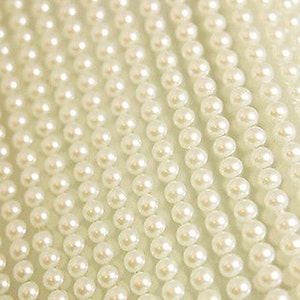 500 Mini selbstklebende Perlen 3mm Schöne kleine runde Elfenbein Perle Stick On Klebestreifen Verschönerung