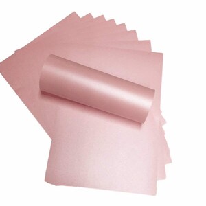 10 x A4 Karte Blütenblätter Pink Perlglanzschimmer 290gsm / 110lb Cover Kartenherstellung Einladungen
