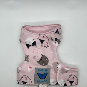 Escape proof "Butterfly Cat Jackets" Baby Pastel Pink with grey cats walking harness, jacket, holster, vest