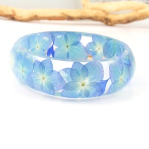 Real Flower Bracelet, Blue Hydrangea flower, pressed flower bracelet