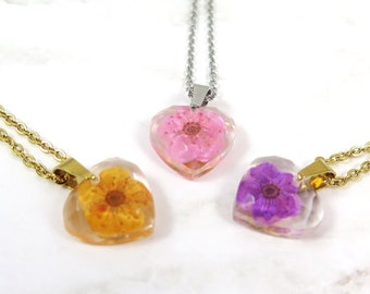 Real pressed flower necklace - Small heart shaped resin necklace - Valentines gift for daughter