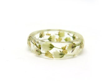 Gold flakes and white babys breath ring - Pressed flower resin ring - gift for best friend