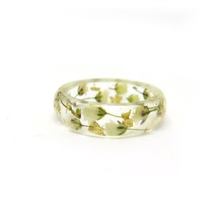 Gold flakes and white babys breath ring - Pressed flower resin ring - gift for best friend