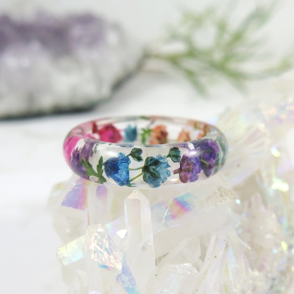 Real flower resin ring, Pressed flower jewelry, Rainbow ring, gift for her, Botanical ring