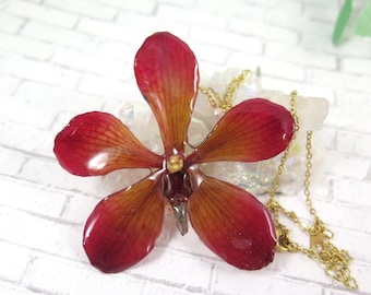 Real Orchid flower necklace - Flower Jewelry in Resin - Mokara Orchid - Botanical jewelry