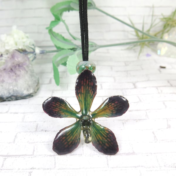 Jade Mokara Orchid pendant - Huge pressed flower necklace -  Real dried flower jewelry