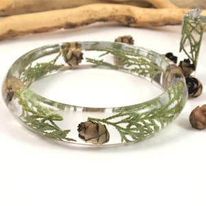 Pinecone resin bangle - Botanical jewelry - Woodland bracelet