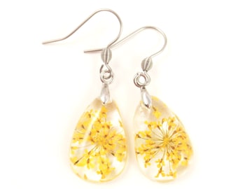 Nature inspired yellow flower earrings - wildflower Botanical Earrings- Resin jewelry