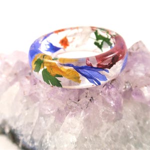 Wildflower nature ring Pressed flower jewelry stackable Resin ring with real flowers gift for her image 4