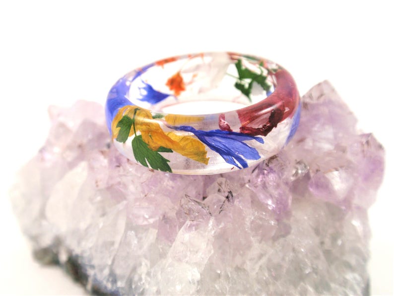 Wildflower nature ring Pressed flower jewelry stackable Resin ring with real flowers gift for her image 4