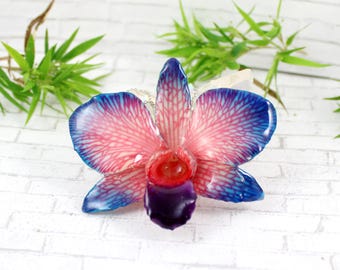 Real Dendrobium Orchid Necklace: Resin Botanical Jewelry