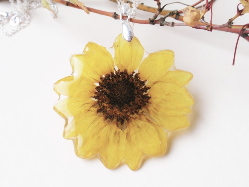 Real Sunflower pendant Necklace Pressed Flower jewelry Resin Etsy