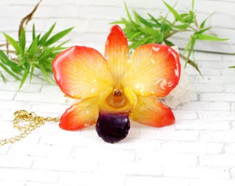 Real Dendrobium Orchid Necklace: Botanical Resin Flower Jewelry