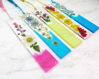 Real flower resin bookmark - Floral book accessories - Pressed flower bookmark - Bookworm gift