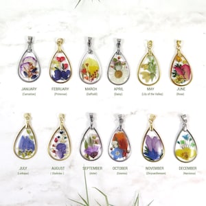 Personalized Birth Month Flower Necklace | Pressed Flower Jewelry for Her Birthday | Unique Gift | Dried Flower Resin Pendant