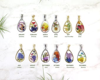Personalized Birth Month Flower Necklace: Dried Flower Resin Pendant