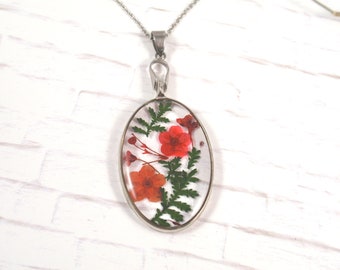 Pressed flower necklace - Wildflower resin necklace - Real flower pendant for girlfriend