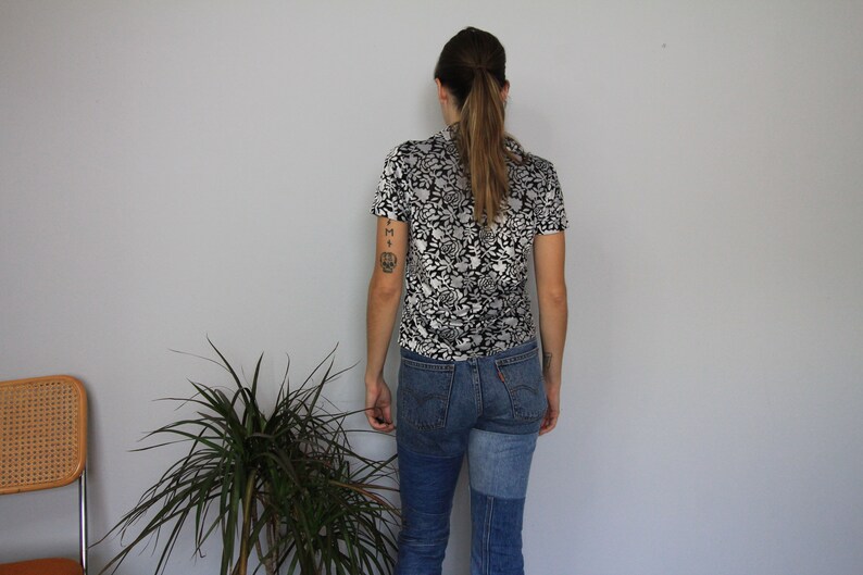 90/'s Velvet Burn Out Black White Floral Top