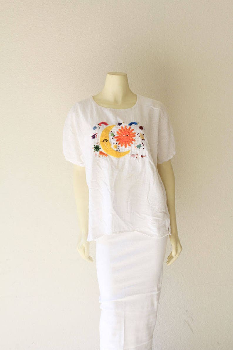 70/'s Vintage Sun Moon Stars Hand Embroidered Cotton Gauze Boho Festival Tunic