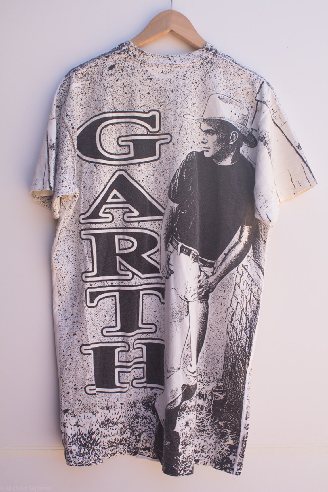 Oversize 90's Vintage Garth Brooks Black and White Etsy
