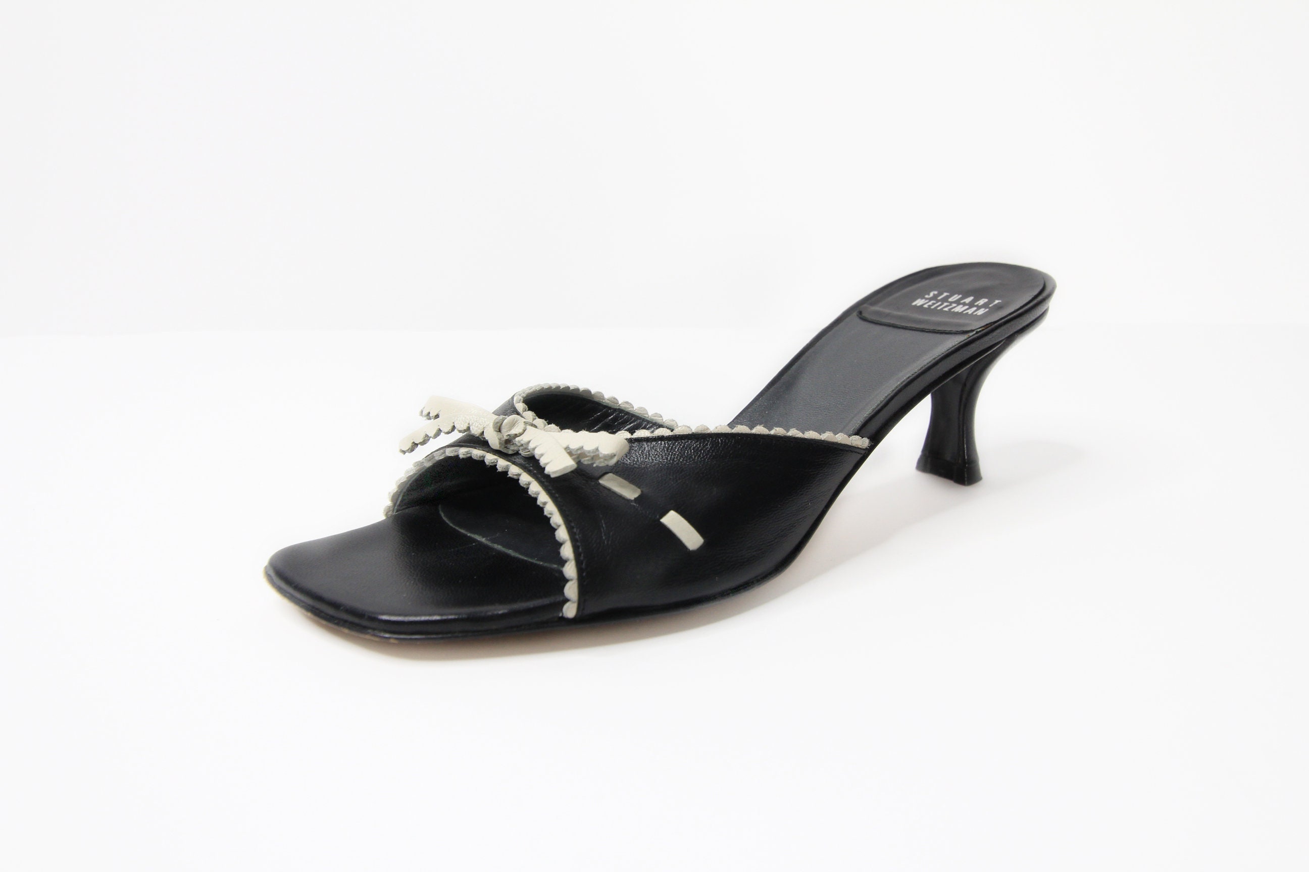 Stuart Weitzman Black and White Bowtie Y2k Kitten Heel - Etsy Ireland