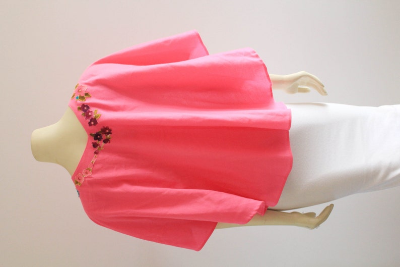 Amazing 60/'s Vintage Hot Pink Floral Appliqu\u00e9 Psychedelic Circle Cape Shawl