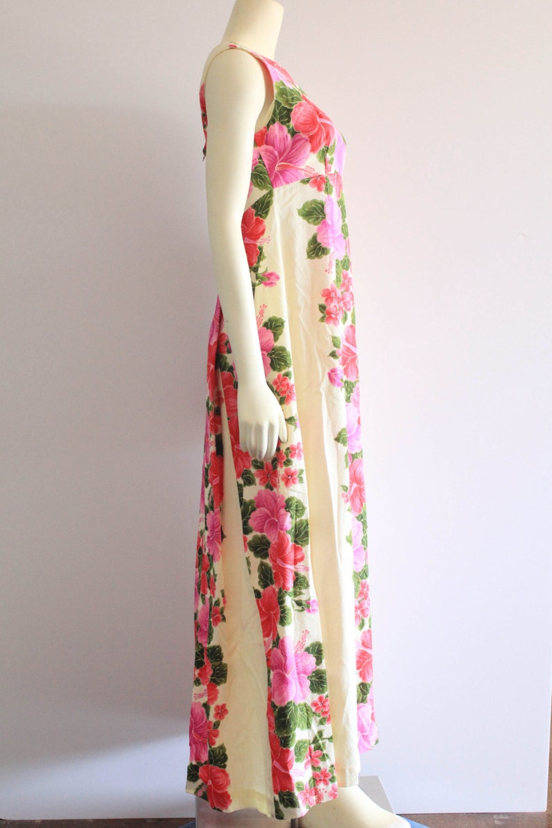 70's Vintage Kawaii Hibiscus Floral Print Sleeveless | Etsy