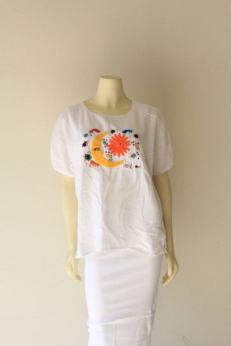 70/'s Vintage Sun Moon Stars Hand Embroidered Cotton Gauze Boho Festival Tunic