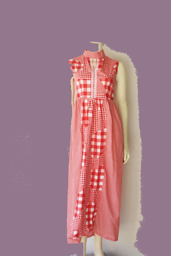 70's Vintage Red Gingham Built Neck Sleeveless Kaw