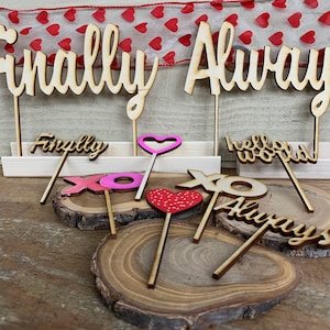 Charming & Rustic  Cupcakes Toppers - Set of 11